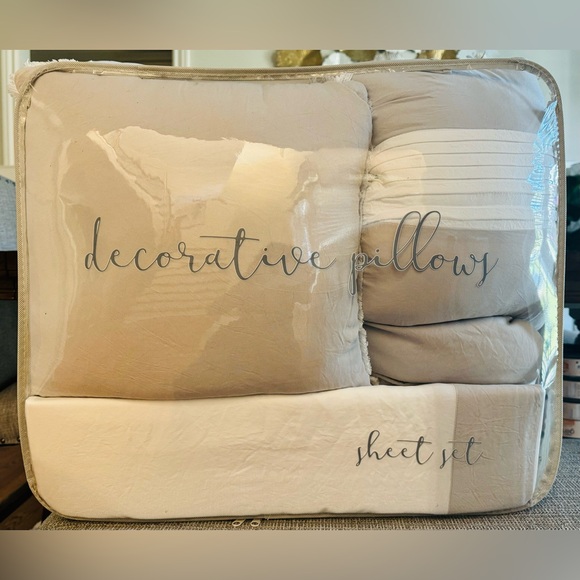 🎉LAST PIECE🎉 DREAM STORIES 10Pc Super Soft Solid Comforter Set - Picture 2 of 10